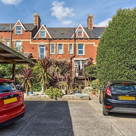 Traditional 3-Bed Property In Pontcanna With Parking Cardiff Exteriér fotografie