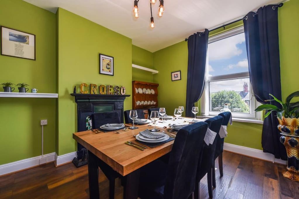 Traditional 3-Bed Property In Pontcanna With Parking Cardiff Exteriér fotografie
