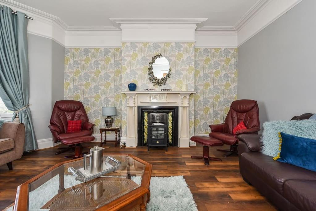 Traditional 3-Bed Property In Pontcanna With Parking Cardiff Exteriér fotografie