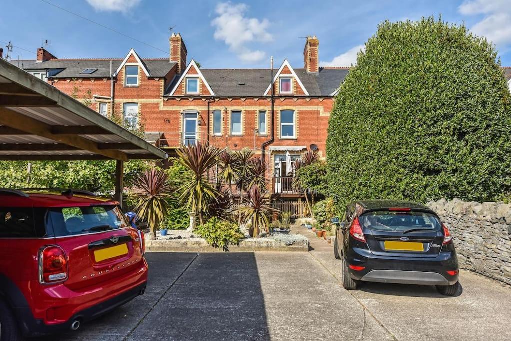 Traditional 3-Bed Property In Pontcanna With Parking Cardiff Exteriér fotografie