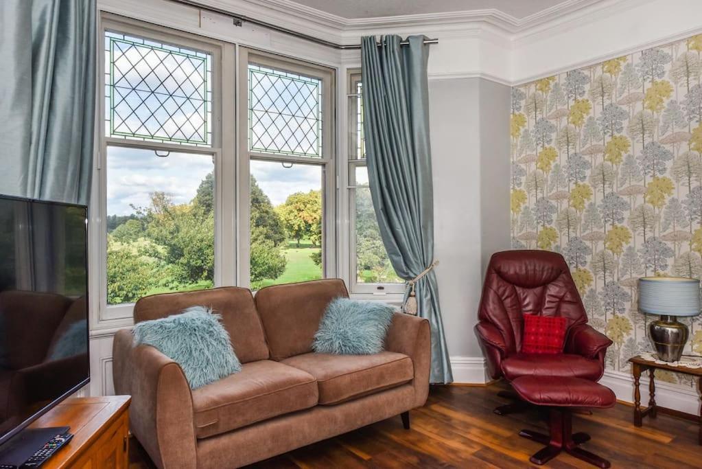 Traditional 3-Bed Property In Pontcanna With Parking Cardiff Exteriér fotografie